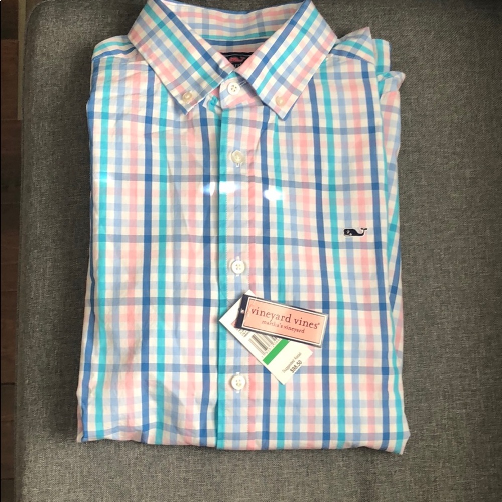 Vineyard Vines Men’s Classic Fit Button Shirt